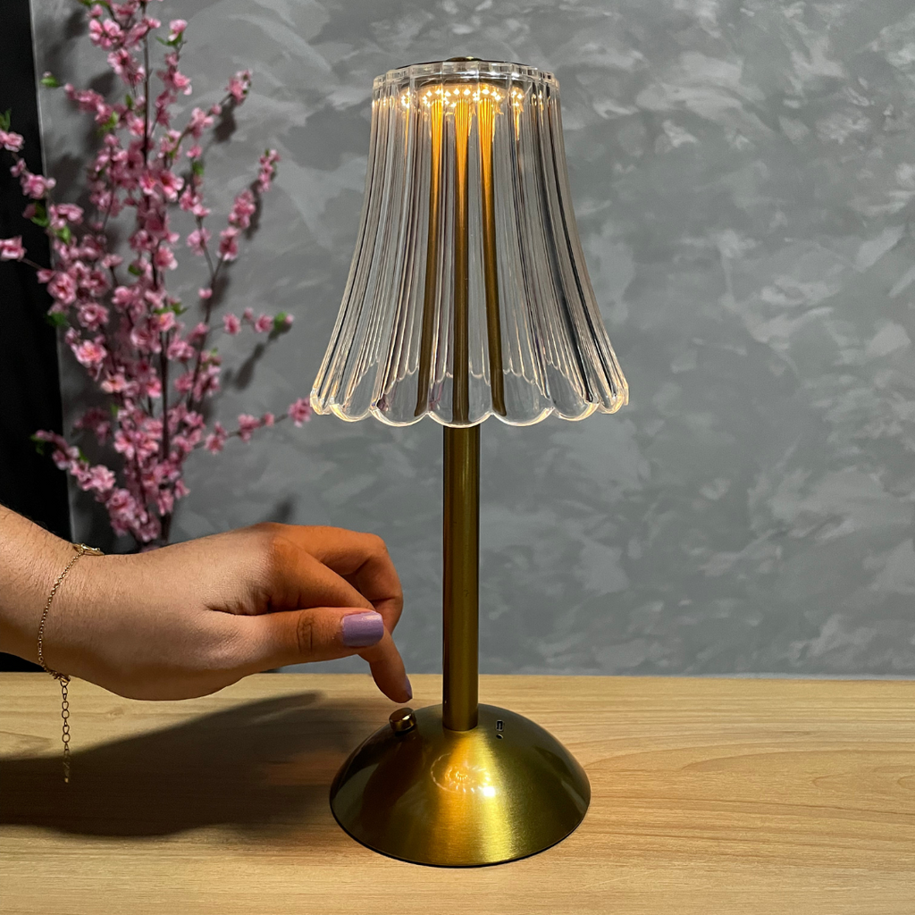 luminária de mesa,
abajur de mesa,
luminaria de mesa sem fio,
luminária de mesa escritório,
luminária mesa,
lampada de mesa,
luz de mesa,
abajur mesa,
abajur de mesa quarto,
luminaria para estudo,
luminária para escrivaninha,
luminária de mesa led,
luminaria escritorio,